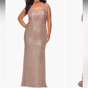 NWOT La Femme Curve rose gold sequin gown